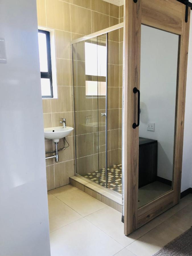 Tranquility Guesthouse Standerton Экстерьер фото