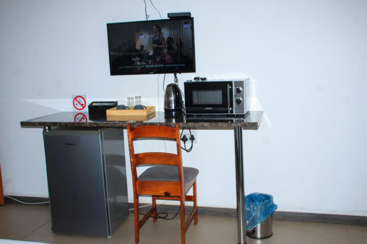 Tranquility Guesthouse Standerton Экстерьер фото