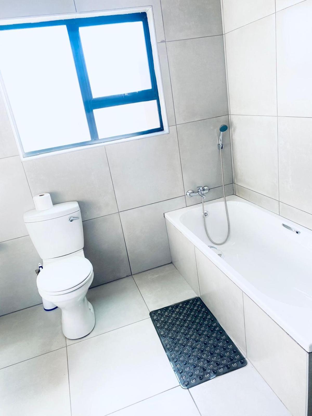 Tranquility Guesthouse Standerton Экстерьер фото